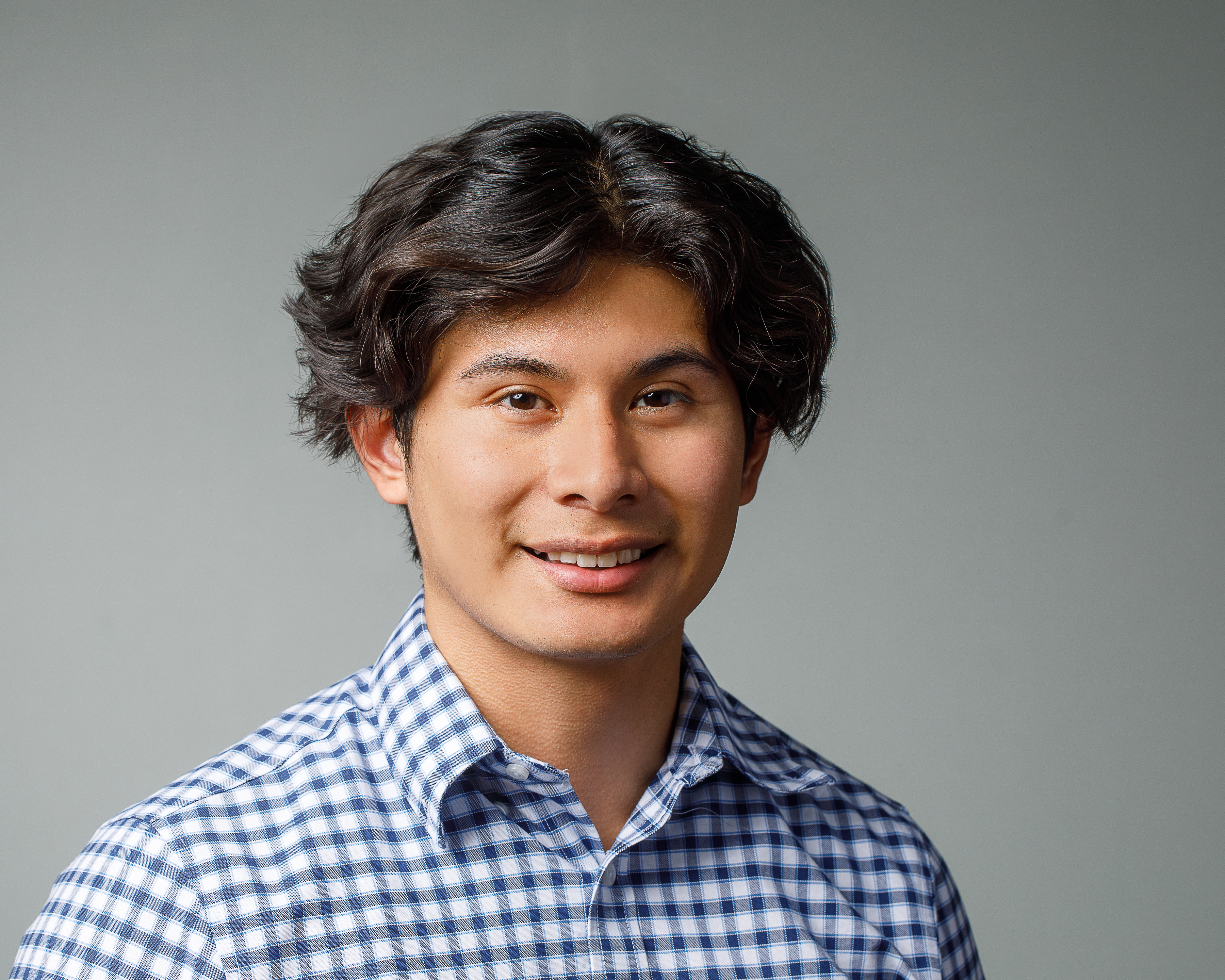 Headshot of Joshua Lazaro