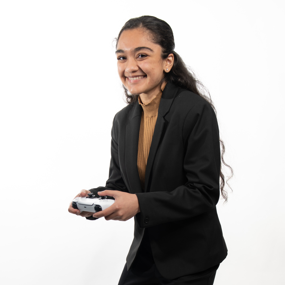 Headshot of Swapomti Surampudi